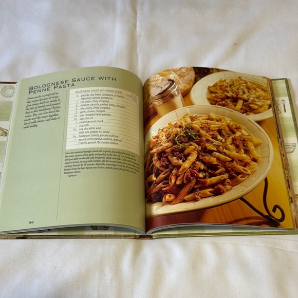 Longaberger Fresh From the Pantry Cookbook - Picture 3 of 3